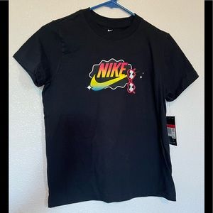 (Girls) size Lg. Brand new Nike with tag black t-shirt.